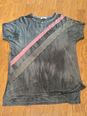 Cherish Heather Gray Short Sleeve Tee